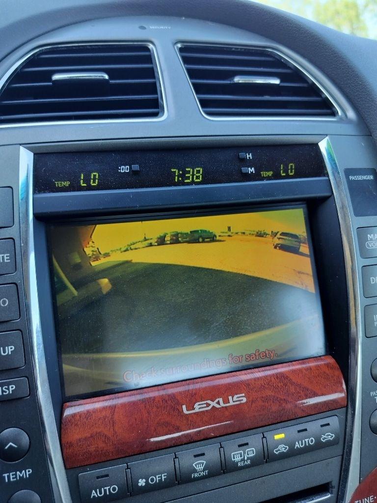 Lexus ES 350 Sedan 2010