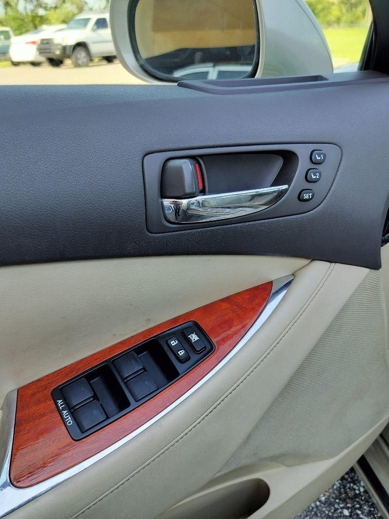 Lexus ES 350 Sedan 2010
