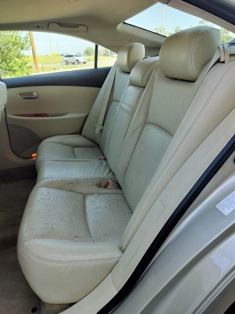 Lexus ES 350 Sedan 2010
