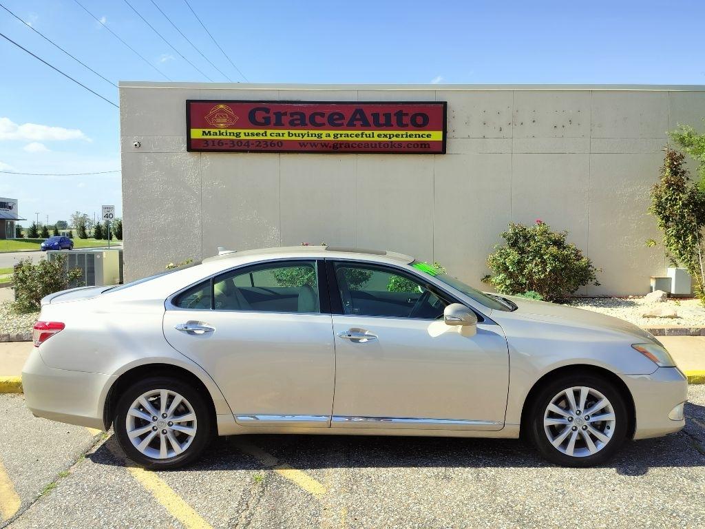 Lexus ES 350 Sedan 2010