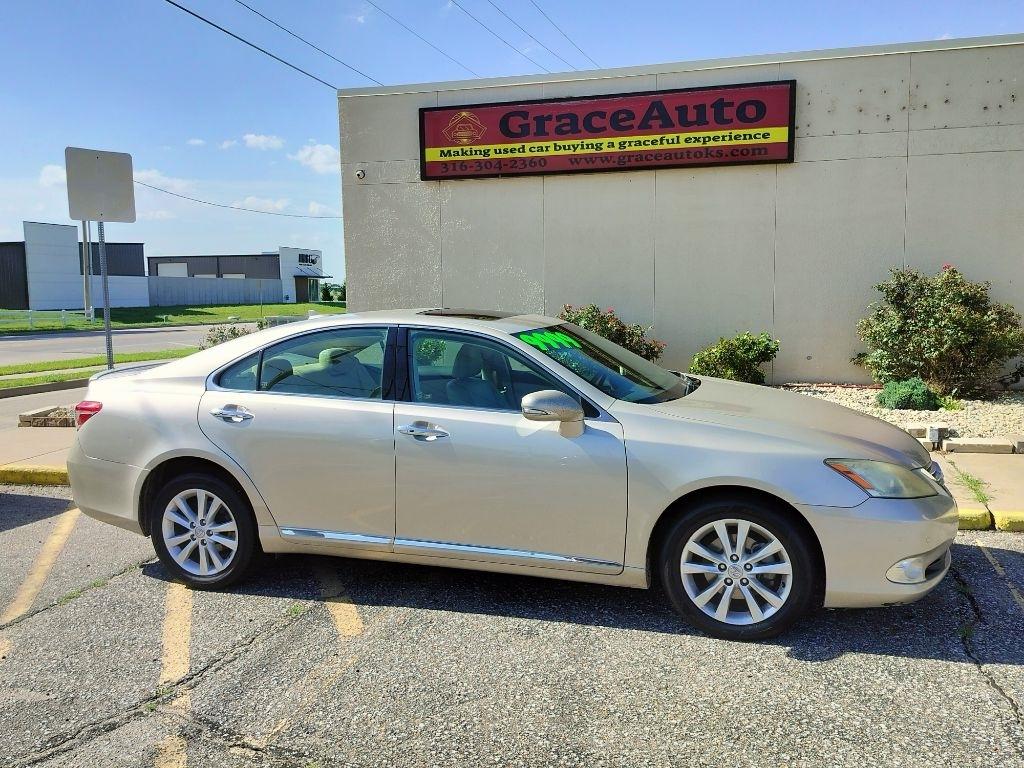 Lexus ES 350 Sedan 2010