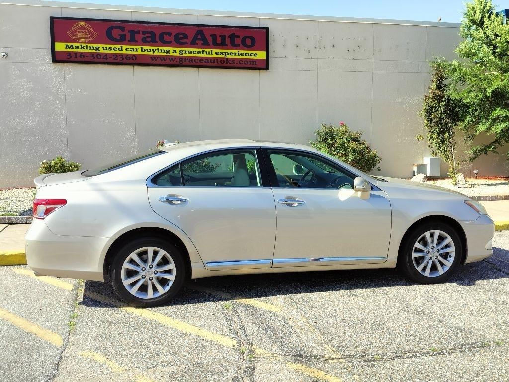 Lexus ES 350 Sedan 2010