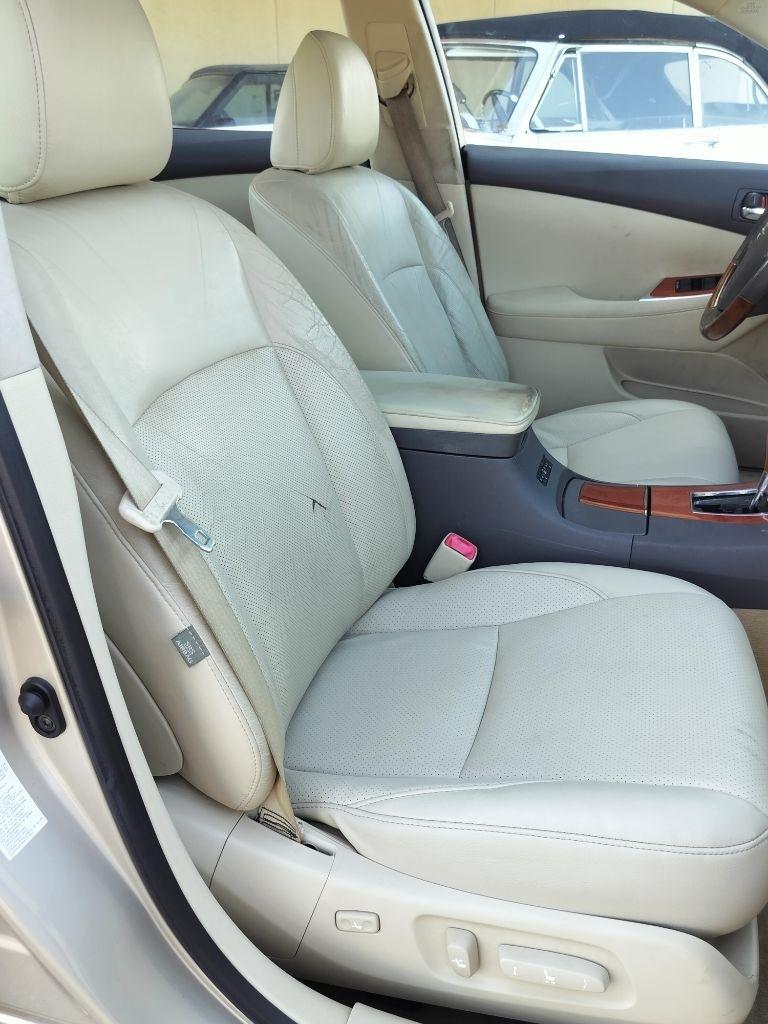 Lexus ES 350 Sedan 2010