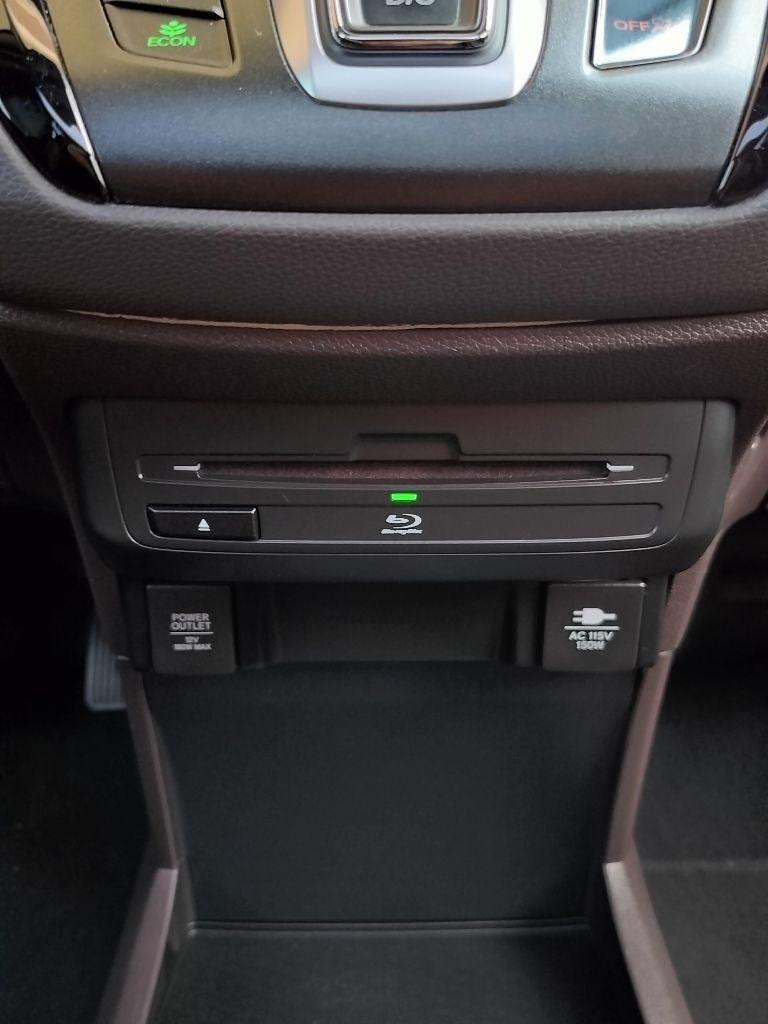 Honda Odyssey Elite 2019