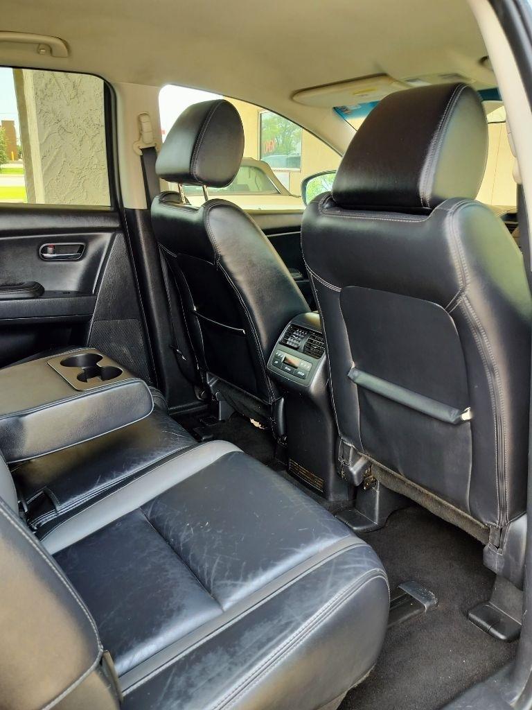 Mazda CX-9 Touring AWD 2012