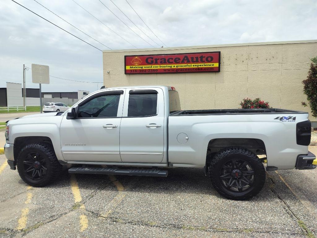 Chevrolet Silverado 1500 LT Double Cab 4WD 2017