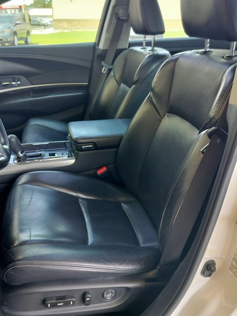 Acura RLX 6-Spd AT w/Technology Package 2014