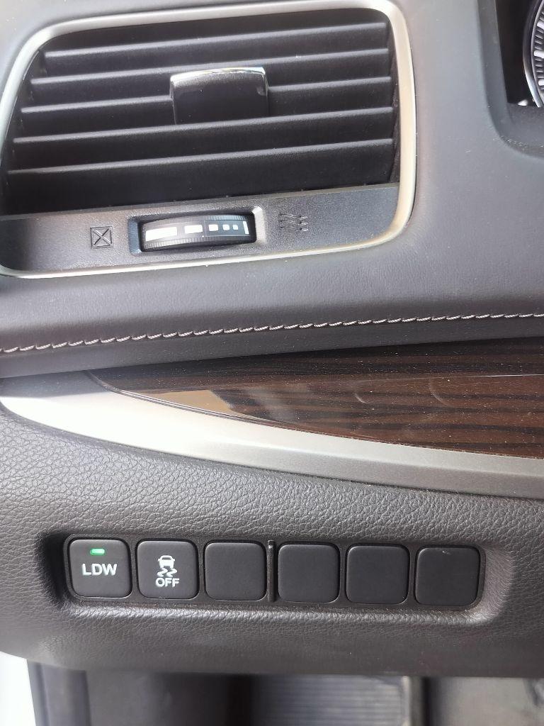 Acura RLX 6-Spd AT w/Technology Package 2014