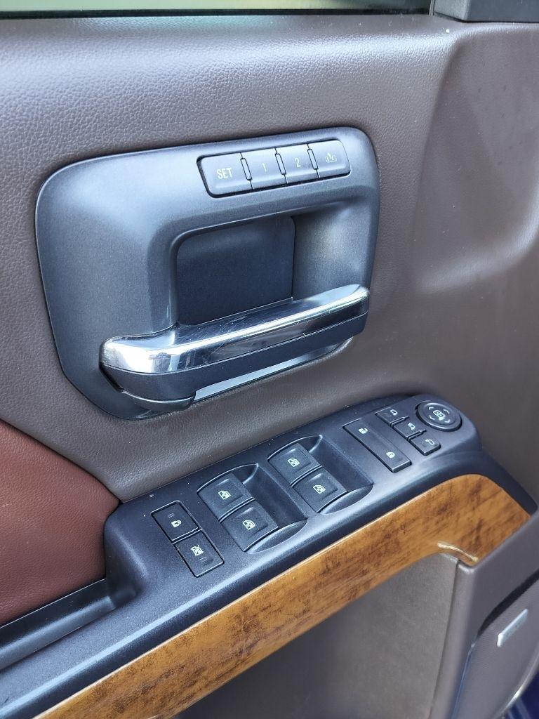 Chevrolet Silverado 1500 High Country Crew Cab 4WD 2015