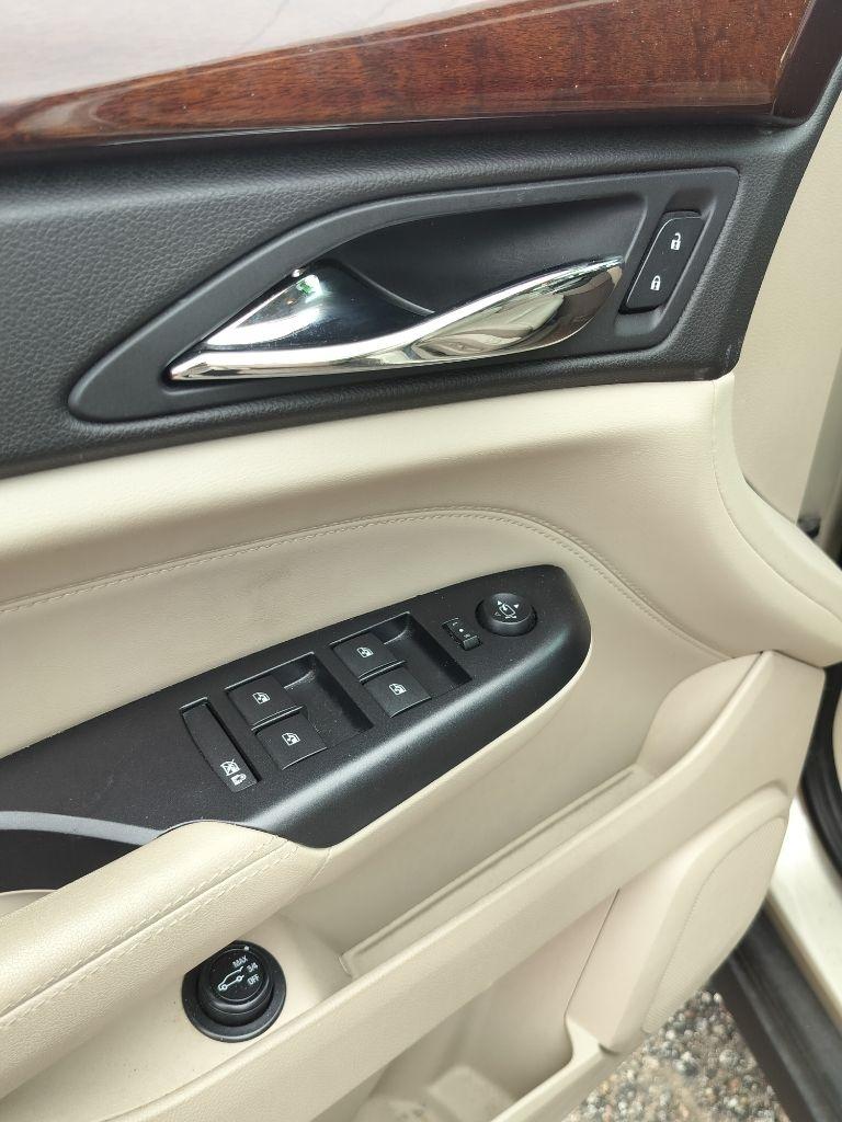 Cadillac SRX Luxury Collection 2013