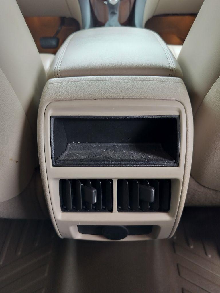 Cadillac SRX Luxury Collection 2013
