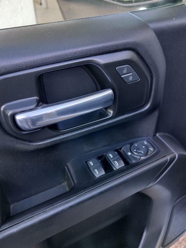 Chevrolet Silverado 1500 Work Truck Crew Cab Short Box 4WD 2020
