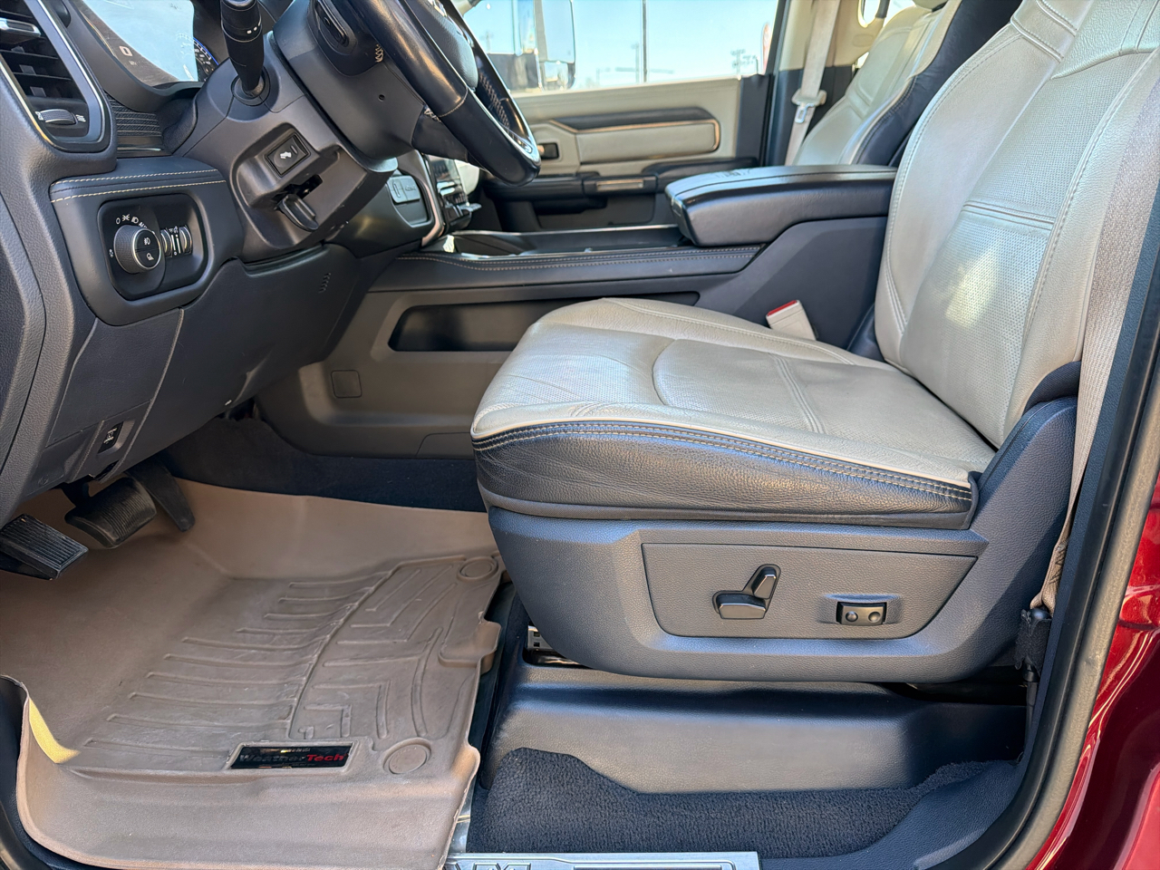 RAM 2500 Limited Mega Cab 4WD 2022