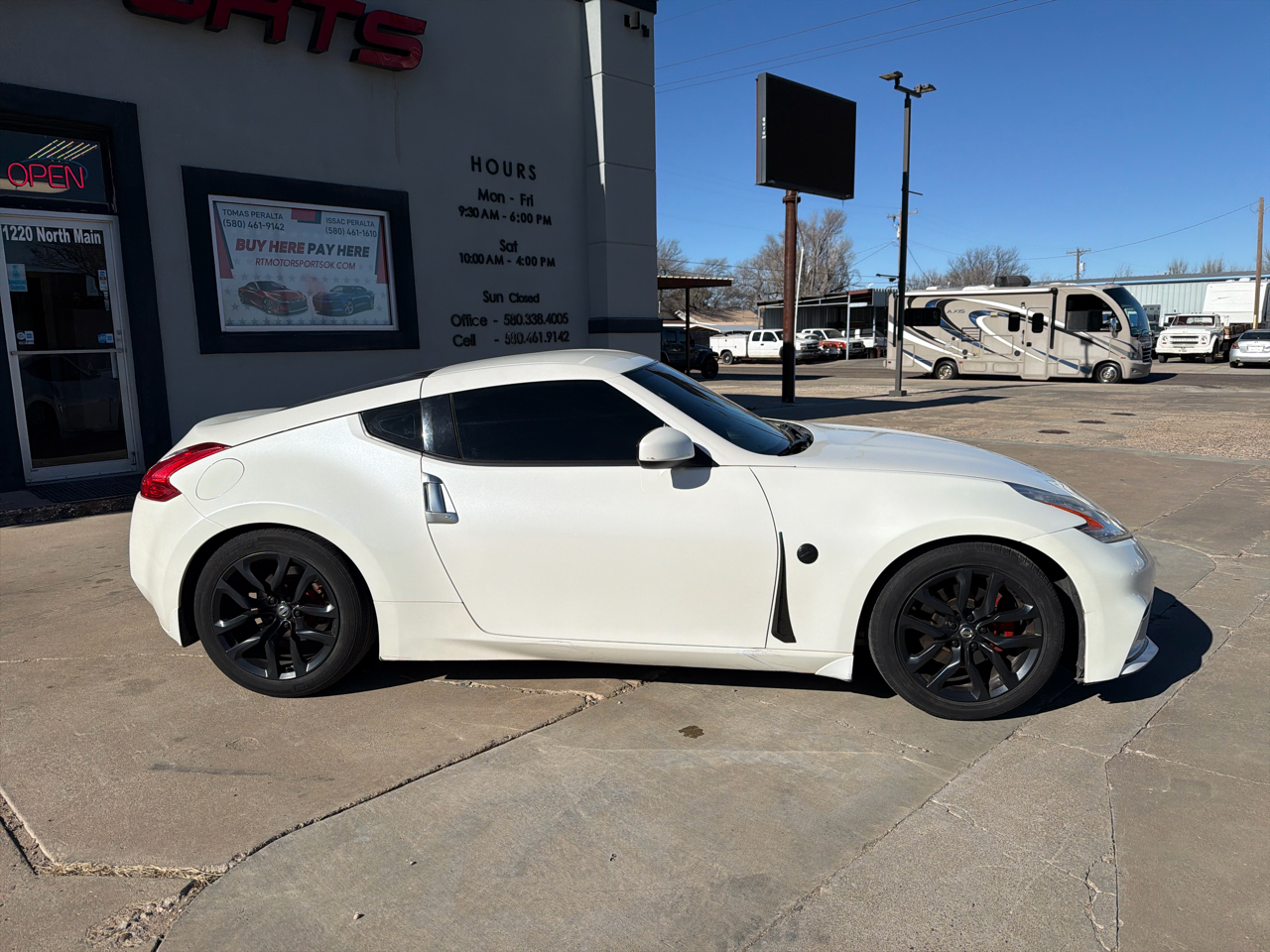 Nissan Z 370Z Coupe Touring 6MT 2016