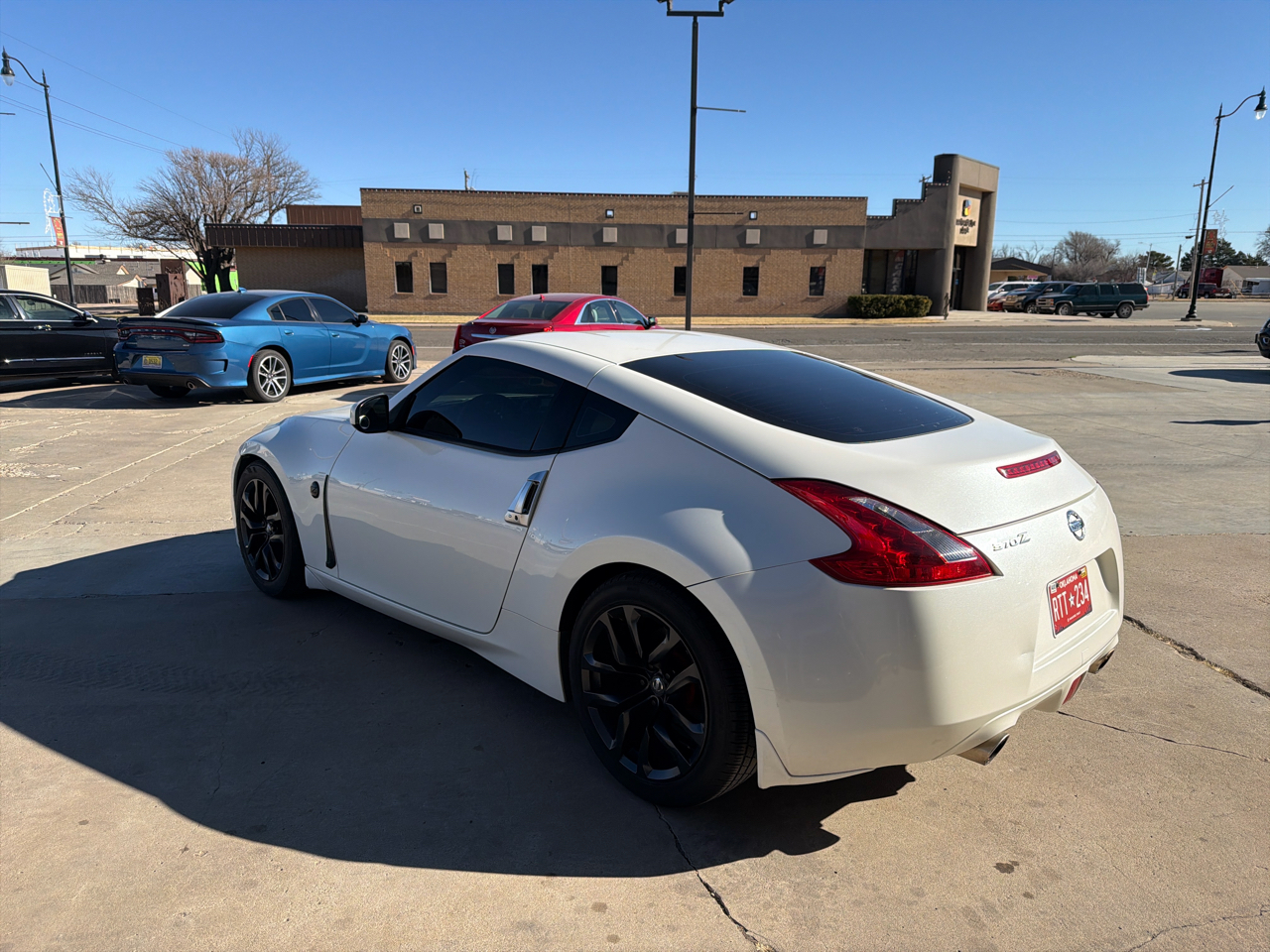 Nissan Z 370Z Coupe Touring 6MT 2016