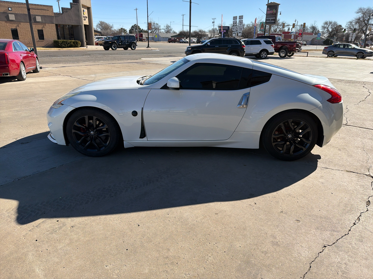 Nissan Z 370Z Coupe Touring 6MT 2016