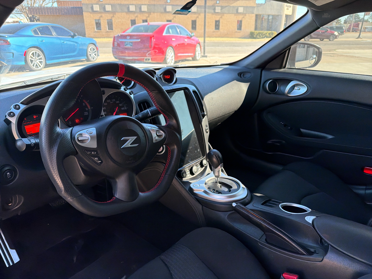 Nissan Z 370Z Coupe Touring 6MT 2016