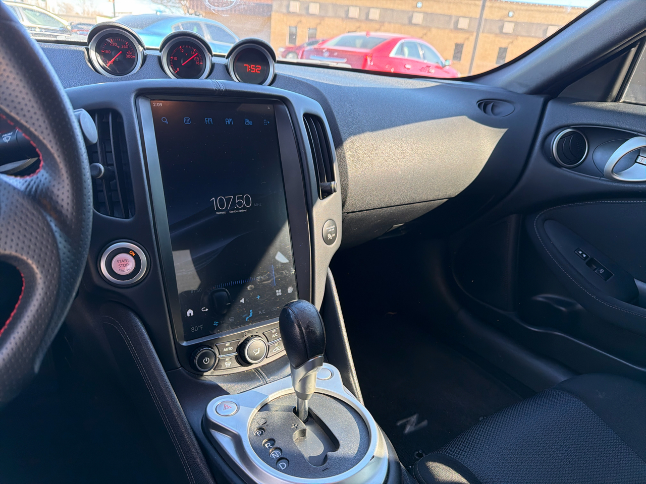 Nissan Z 370Z Coupe Touring 6MT 2016