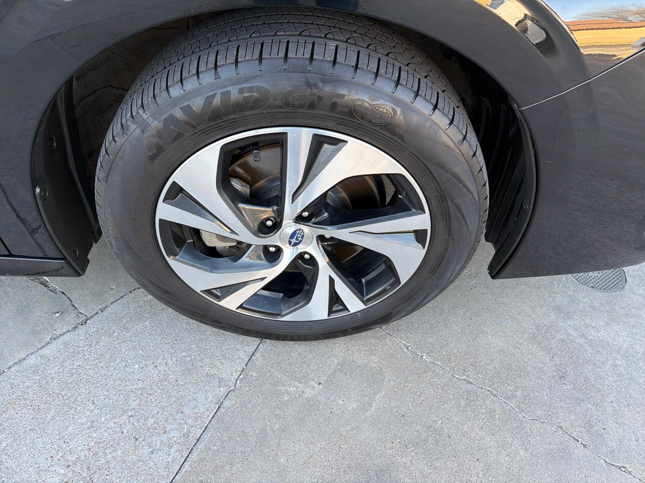 Subaru Legacy Premium 2023