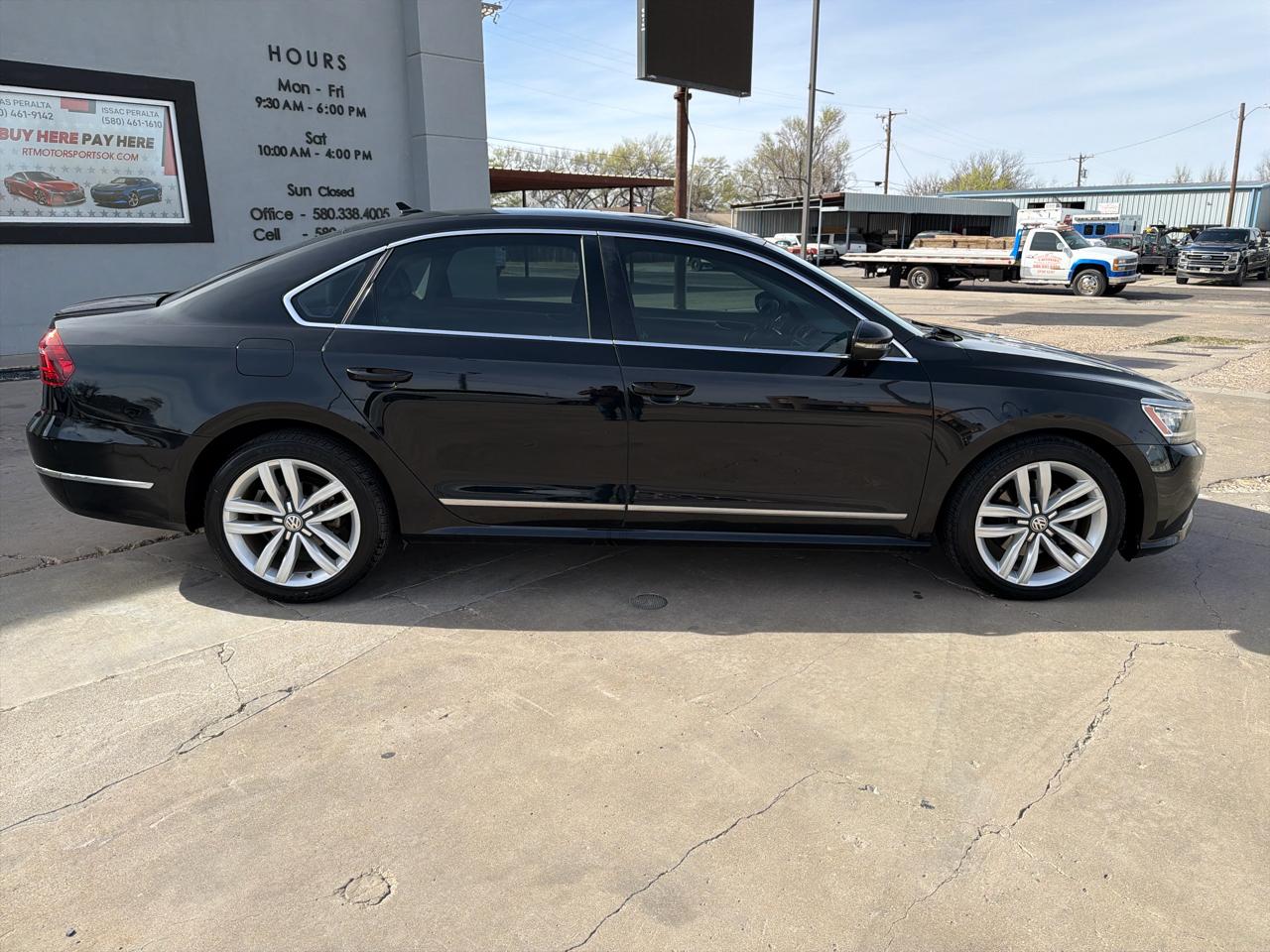 Volkswagen Passat SE w/Technology 2017