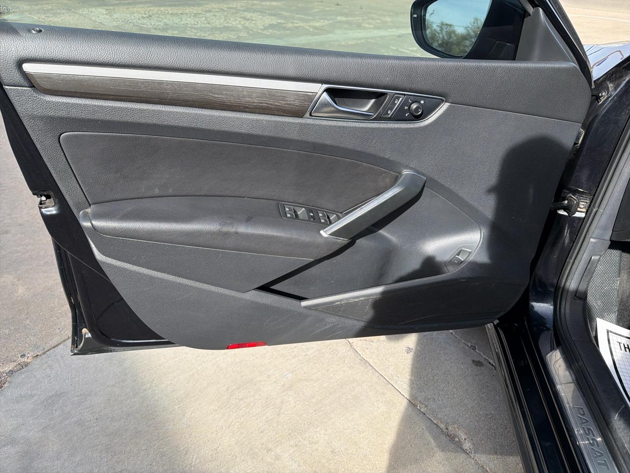 Volkswagen Passat SE w/Technology 2017