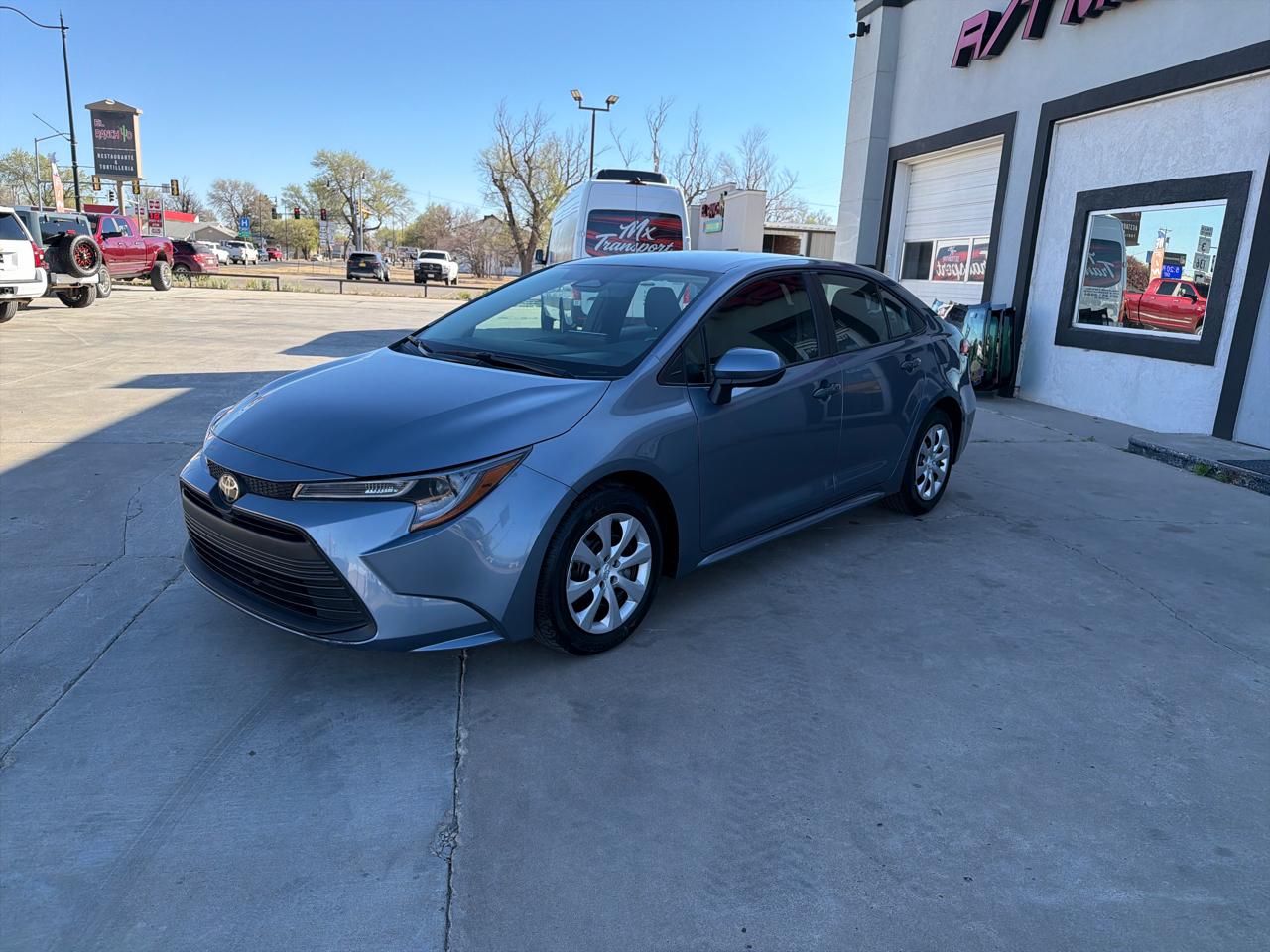 Toyota Corolla LE 2024