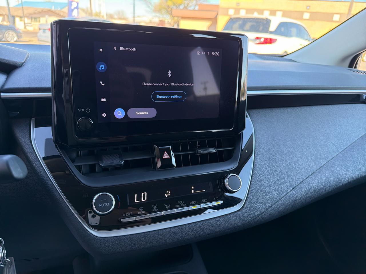 Toyota Corolla LE 2024