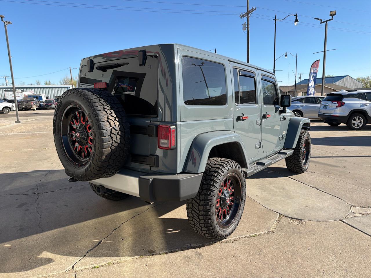 Jeep Wrangler Unlimited Sahara 4WD 2014