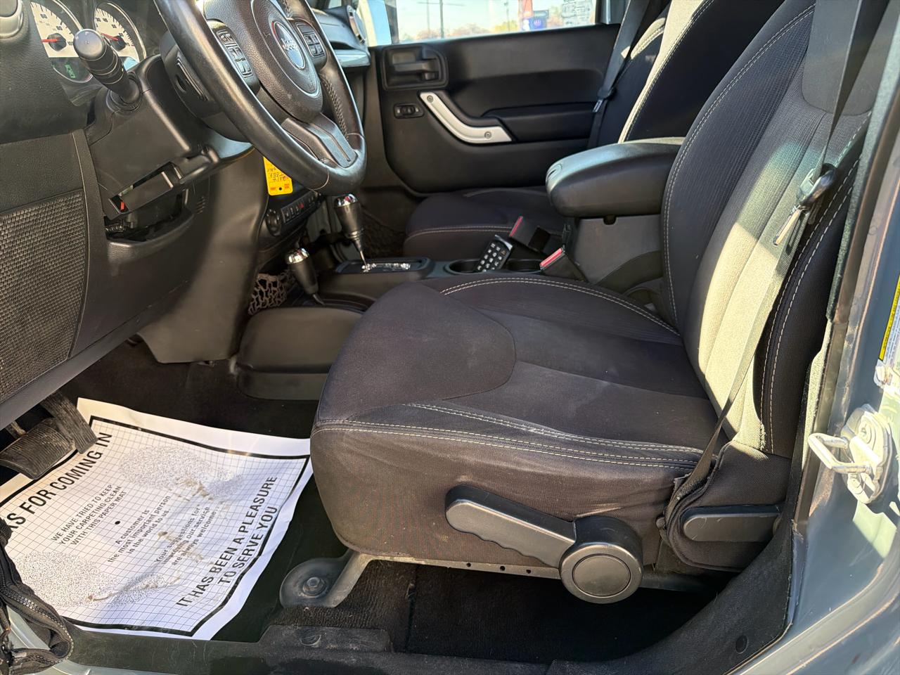 Jeep Wrangler Unlimited Sahara 4WD 2014