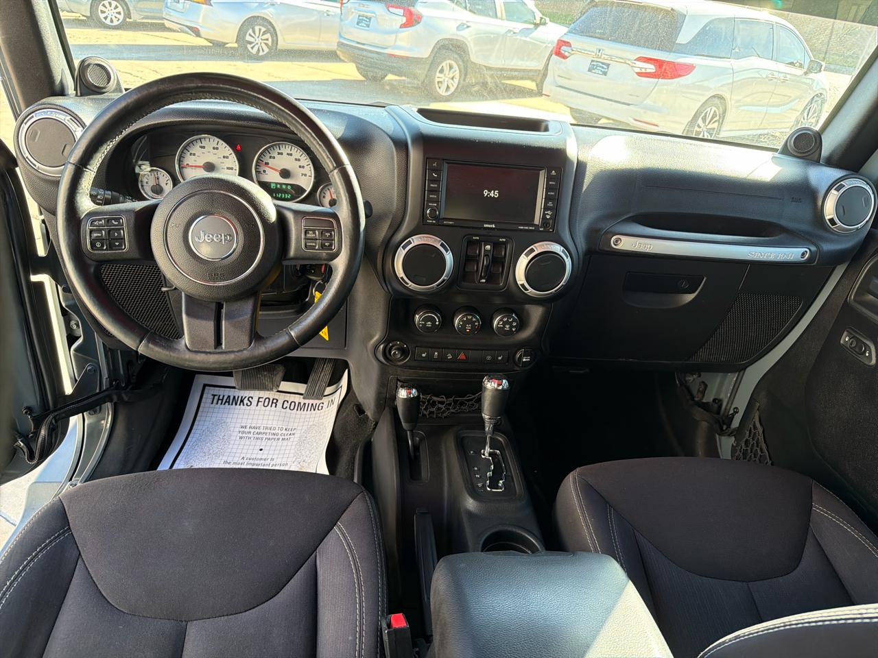 Jeep Wrangler Unlimited Sahara 4WD 2014