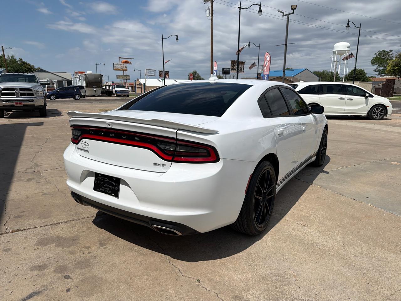 Dodge Charger SXT 2016
