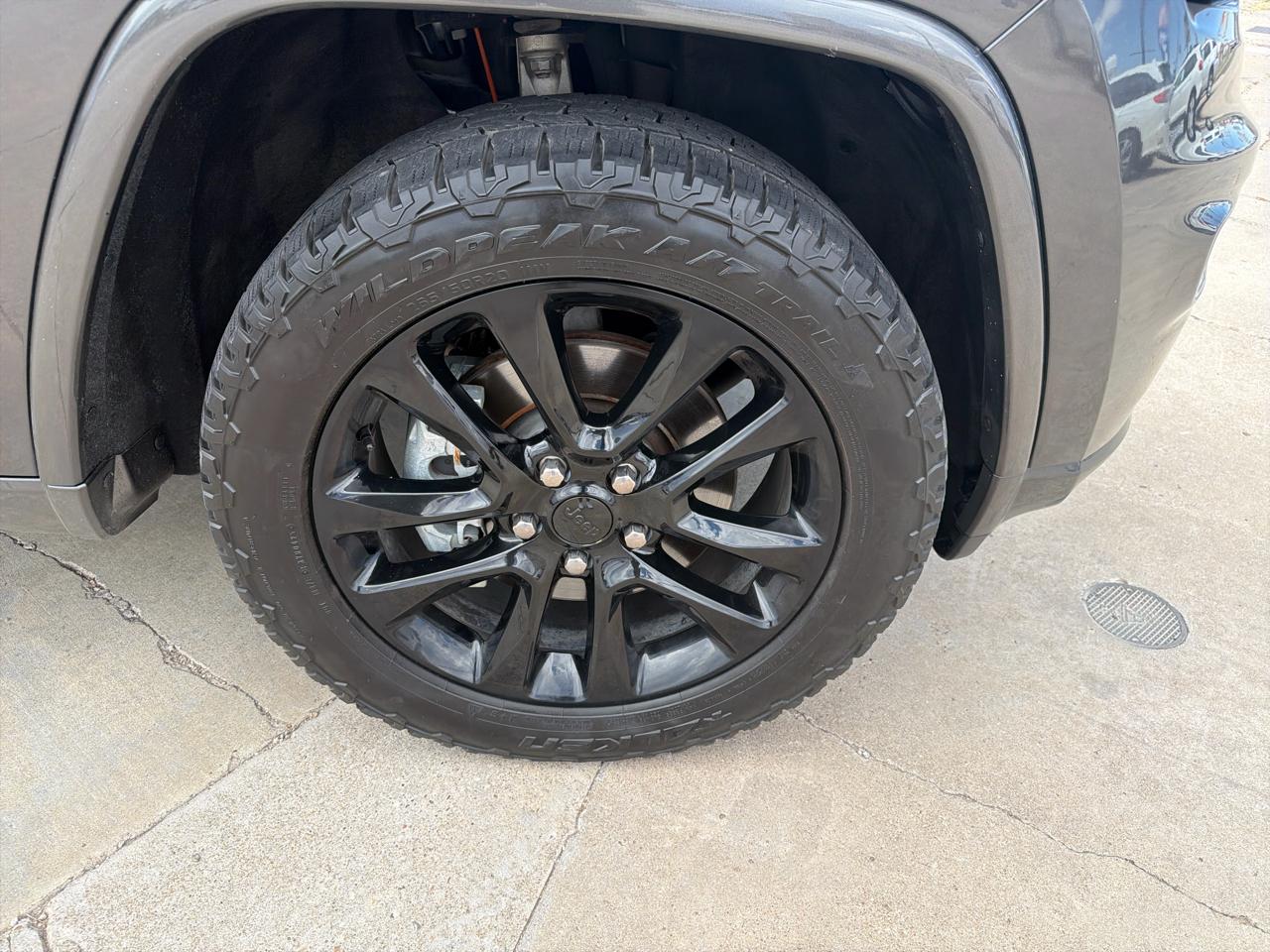 Jeep Grand Cherokee Laredo E 4WD 2021