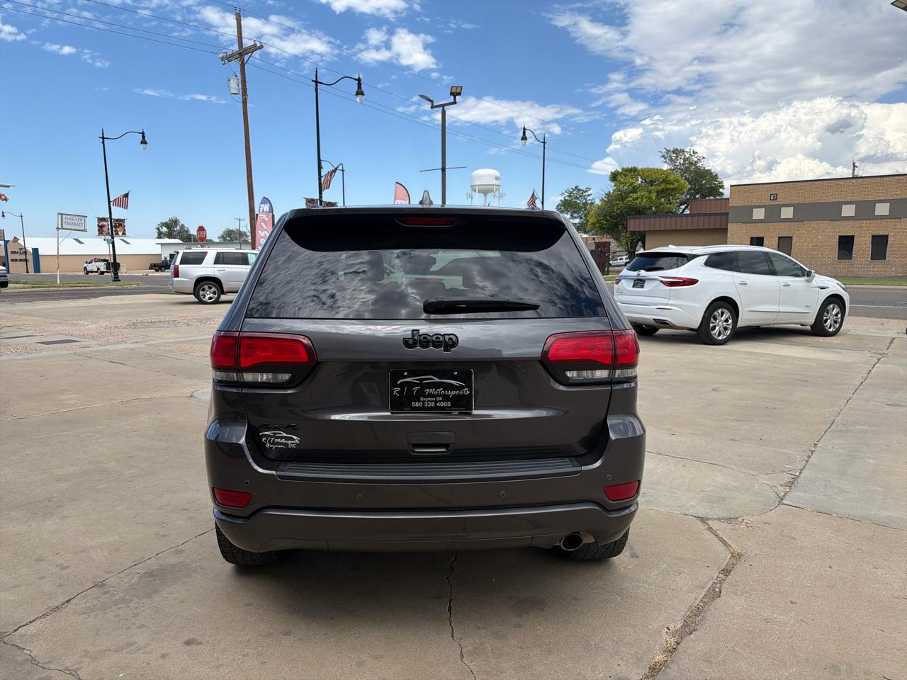 Jeep Grand Cherokee Laredo E 4WD 2021