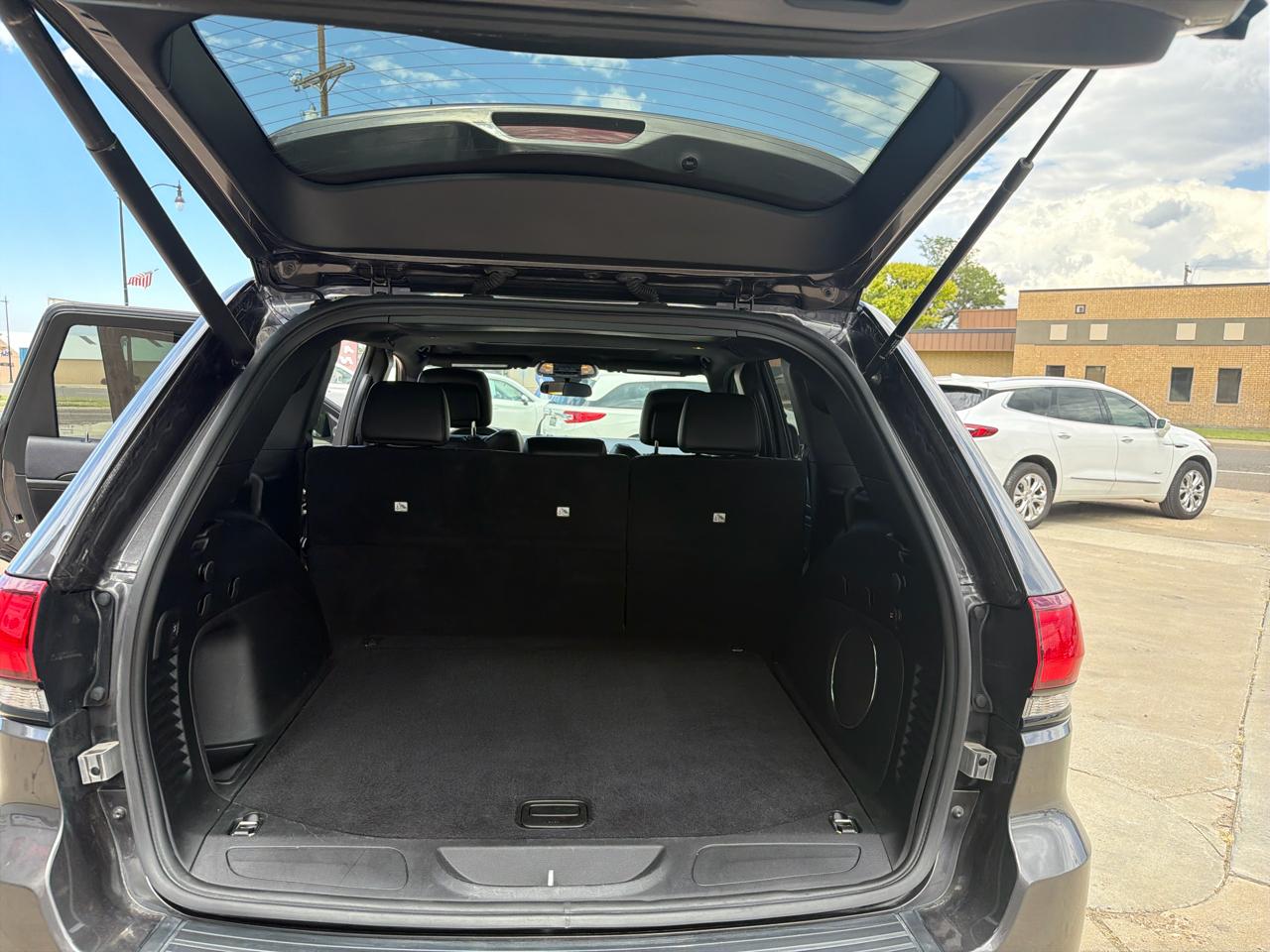 Jeep Grand Cherokee Laredo E 4WD 2021