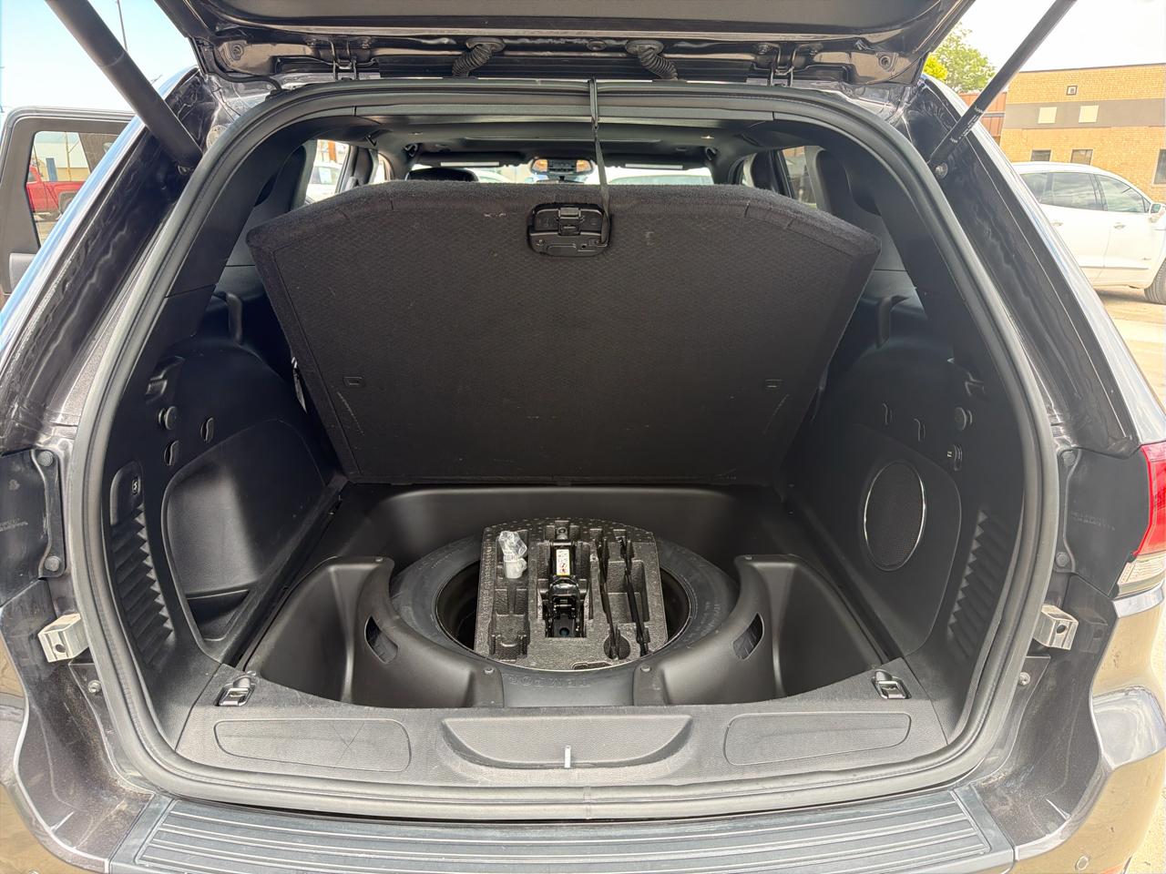 Jeep Grand Cherokee Laredo E 4WD 2021