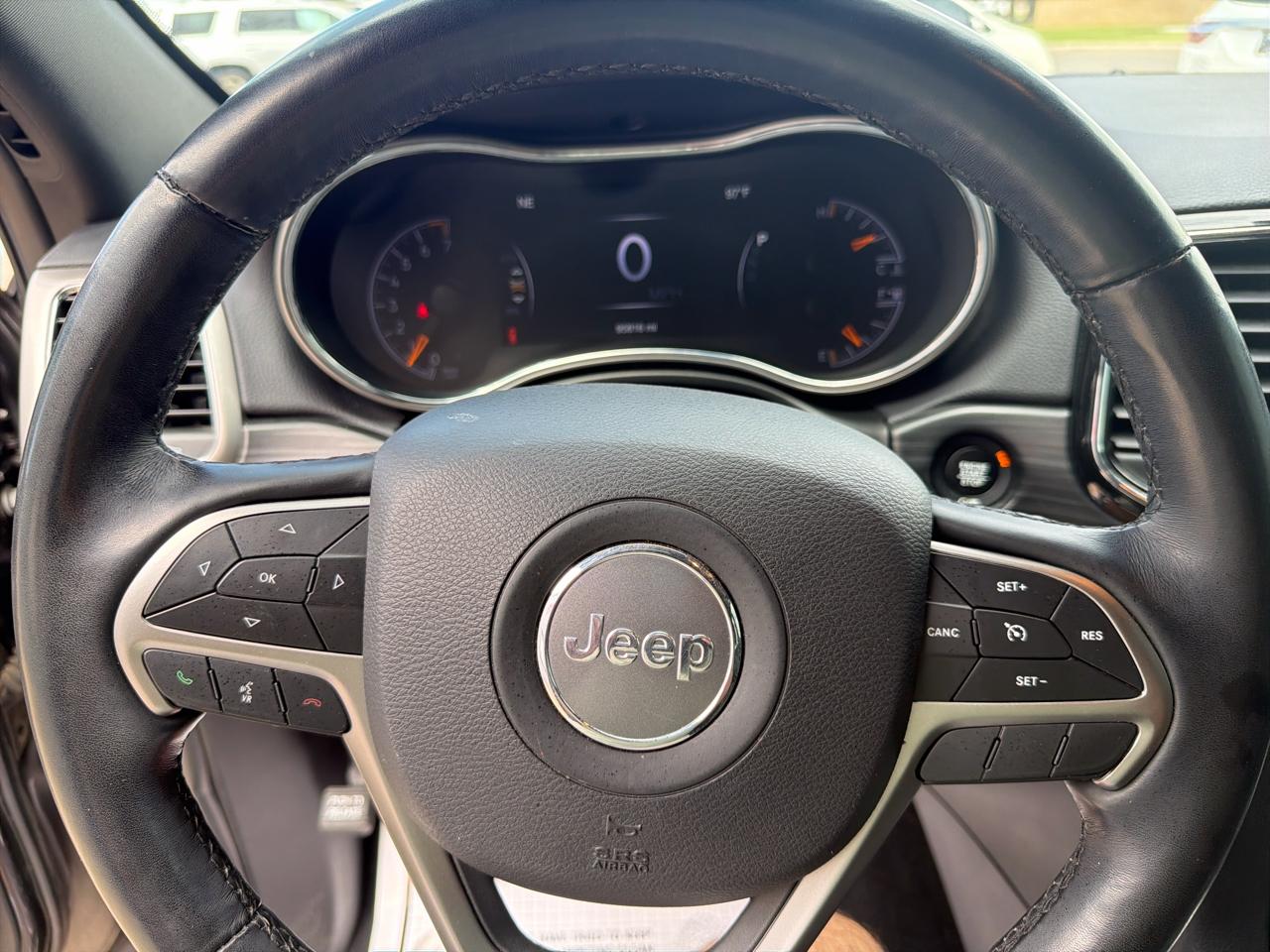 Jeep Grand Cherokee Laredo E 4WD 2021
