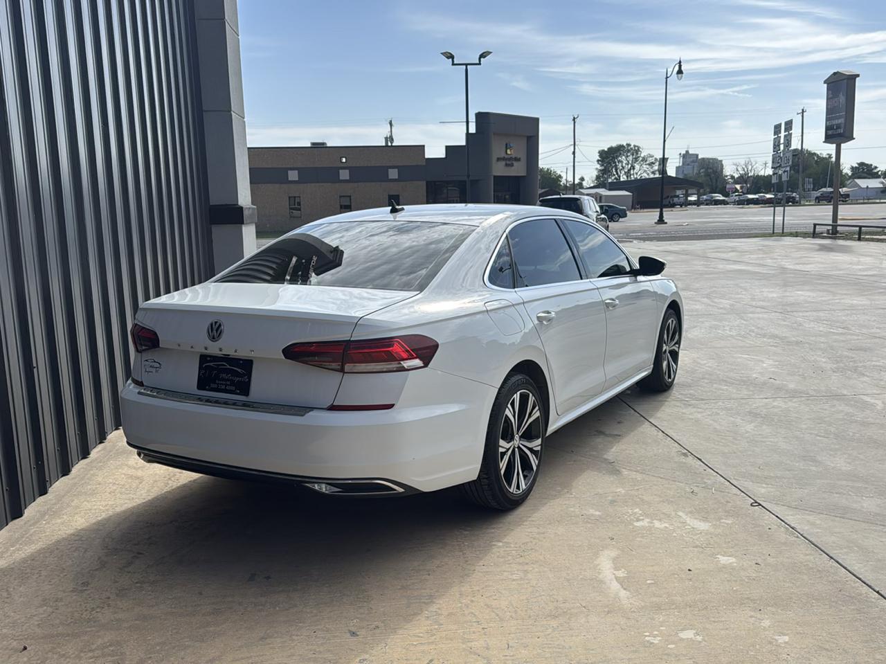 Volkswagen Passat SE 2022