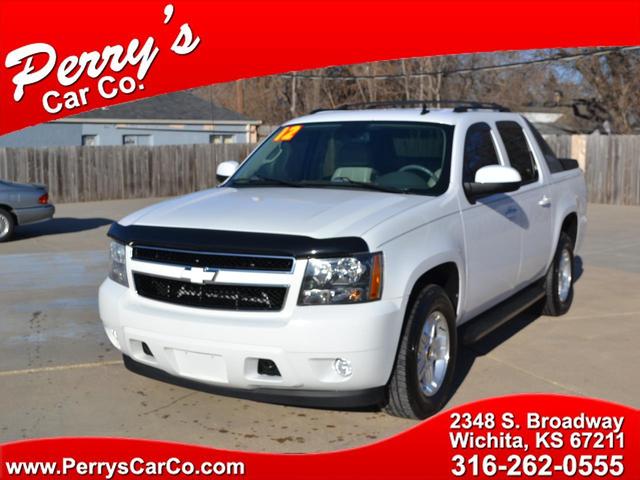 White 2012 Chevrolet Avalanche Pickup Truck Four-Wheel Drive Automatic