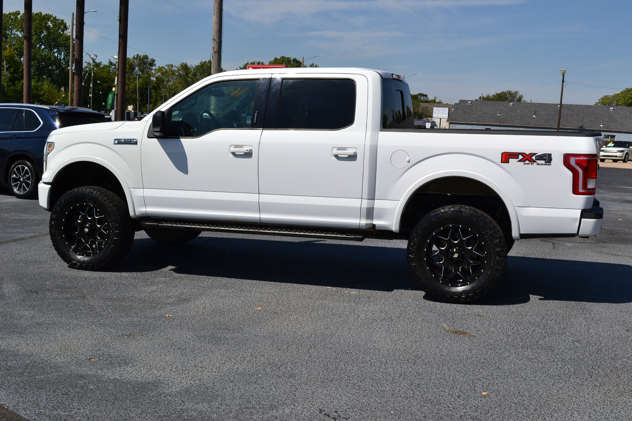2016 Ford F-150 FX4 photo 5