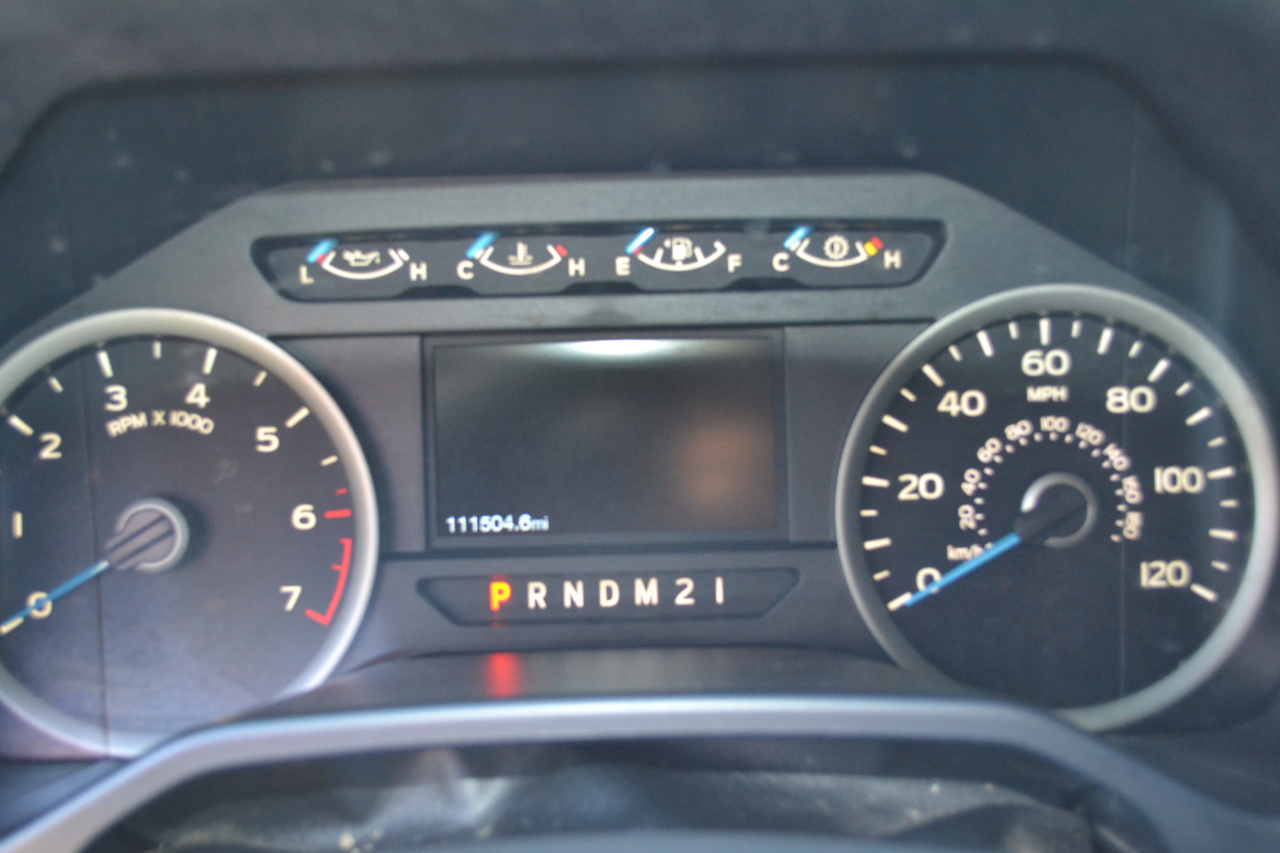 2016 Ford F-150 FX4 photo 21