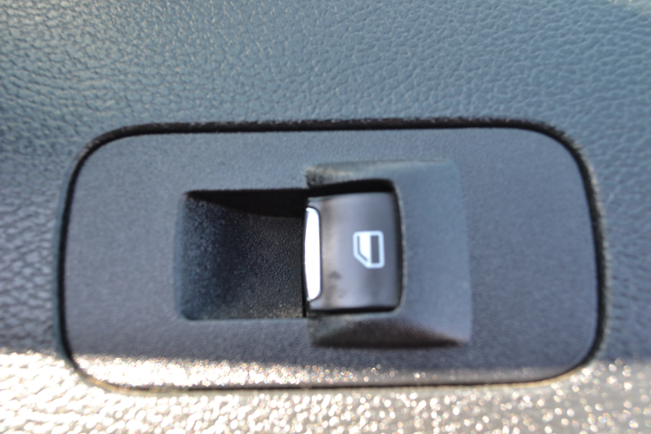 2016 Ford F-150 FX4 photo 36