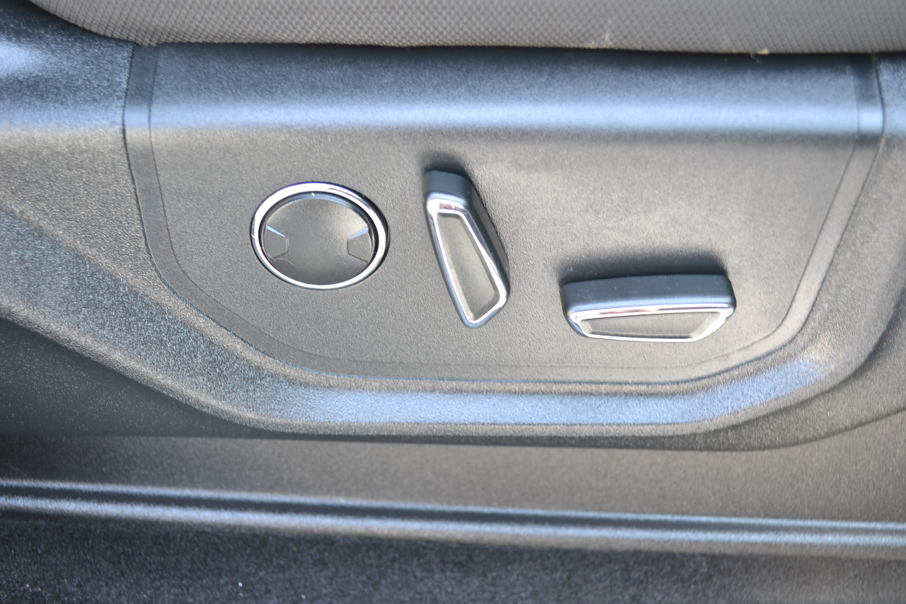 2016 Ford F-150 FX4 photo 39