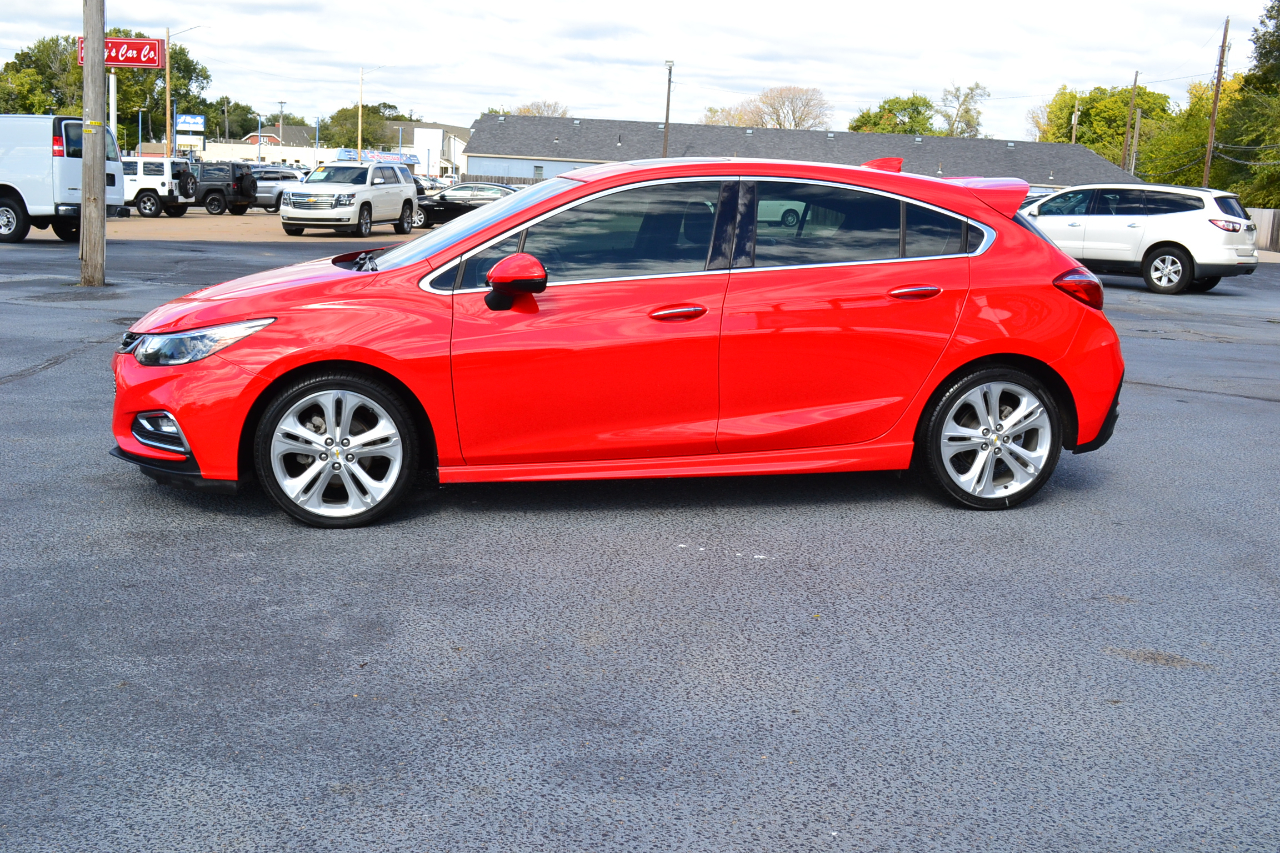 Chevrolet Cruze Premier Hatchback 2017 Chevrolet Cruze Premier Hatchback 2017