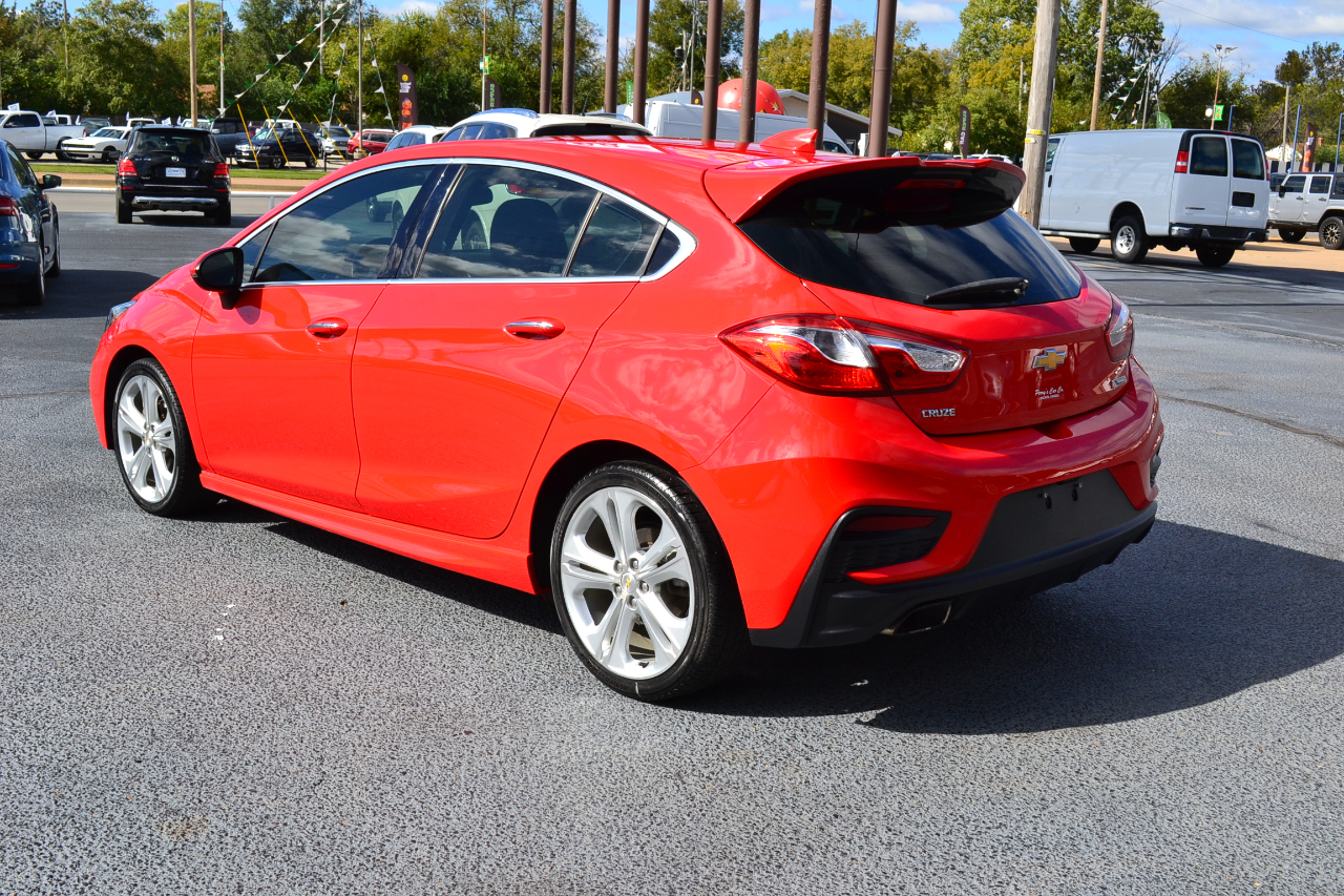 Chevrolet Cruze Premier Hatchback 2017 Chevrolet Cruze Premier Hatchback 2017