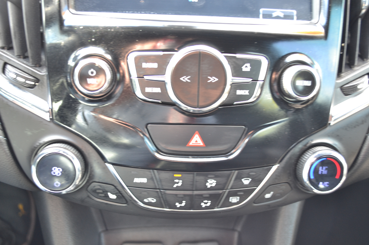 Chevrolet Cruze Premier Hatchback 2017 Chevrolet Cruze Premier Hatchback 2017