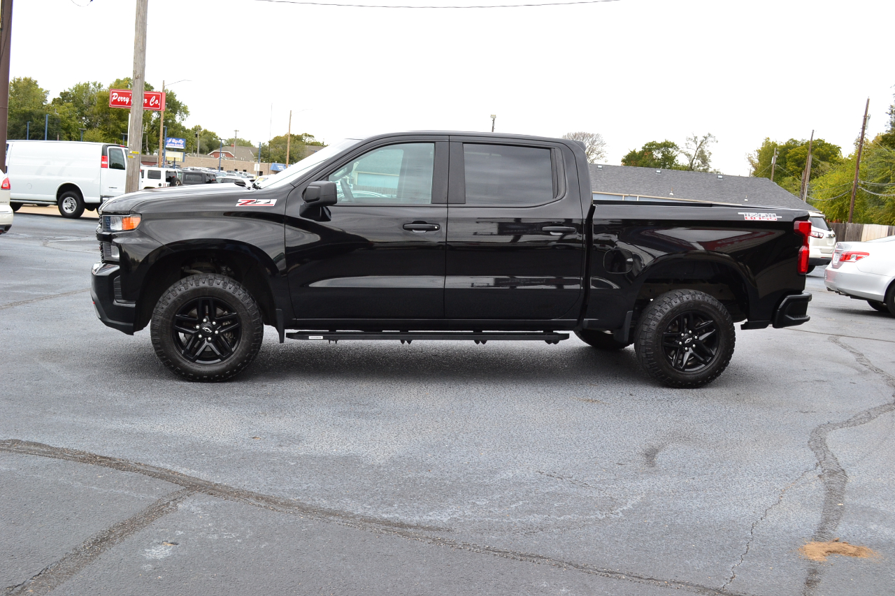 Chevrolet Silverado 1500 Custom Trail Boss Crew Cab Short Box 4WD 2020 Chevrolet Silverado 1500 Custom Trail Boss Crew Cab Short Box 4WD 2020