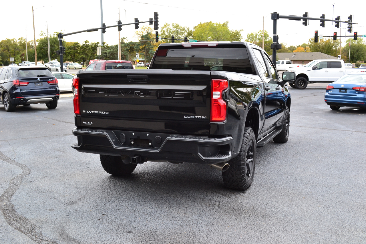 Chevrolet Silverado 1500 Custom Trail Boss Crew Cab Short Box 4WD 2020 Chevrolet Silverado 1500 Custom Trail Boss Crew Cab Short Box 4WD 2020