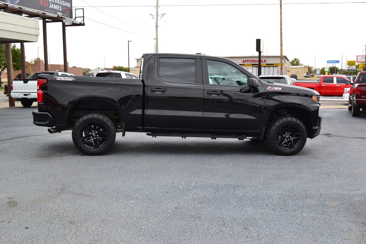 Chevrolet Silverado 1500 Custom Trail Boss Crew Cab Short Box 4WD 2020 Chevrolet Silverado 1500 Custom Trail Boss Crew Cab Short Box 4WD 2020