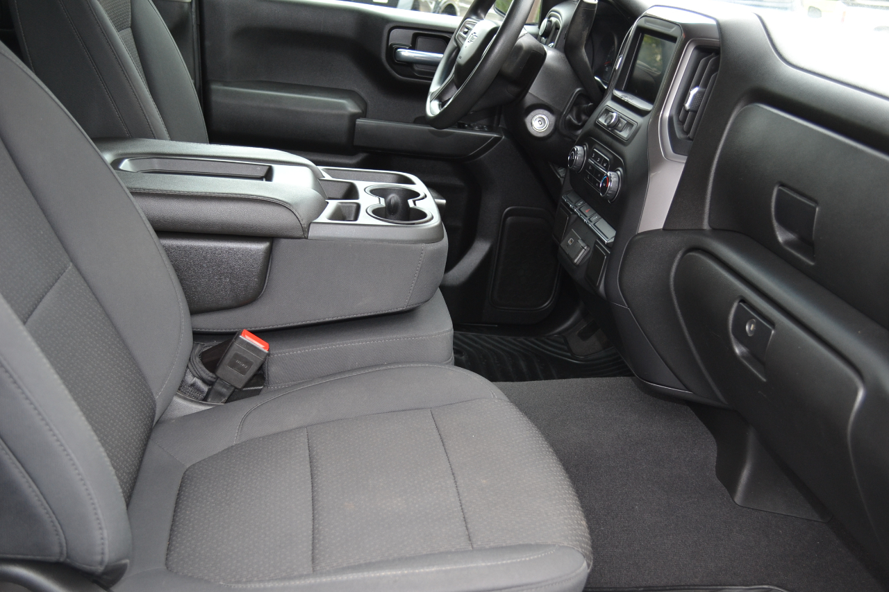 Chevrolet Silverado 1500 Custom Trail Boss Crew Cab Short Box 4WD 2020 Chevrolet Silverado 1500 Custom Trail Boss Crew Cab Short Box 4WD 2020