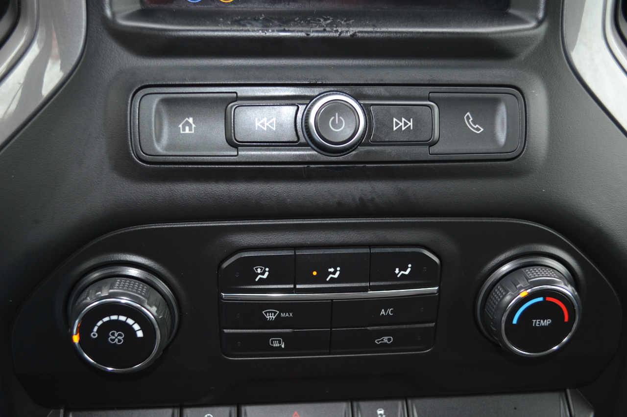 Chevrolet Silverado 1500 Custom Trail Boss Crew Cab Short Box 4WD 2020 Chevrolet Silverado 1500 Custom Trail Boss Crew Cab Short Box 4WD 2020